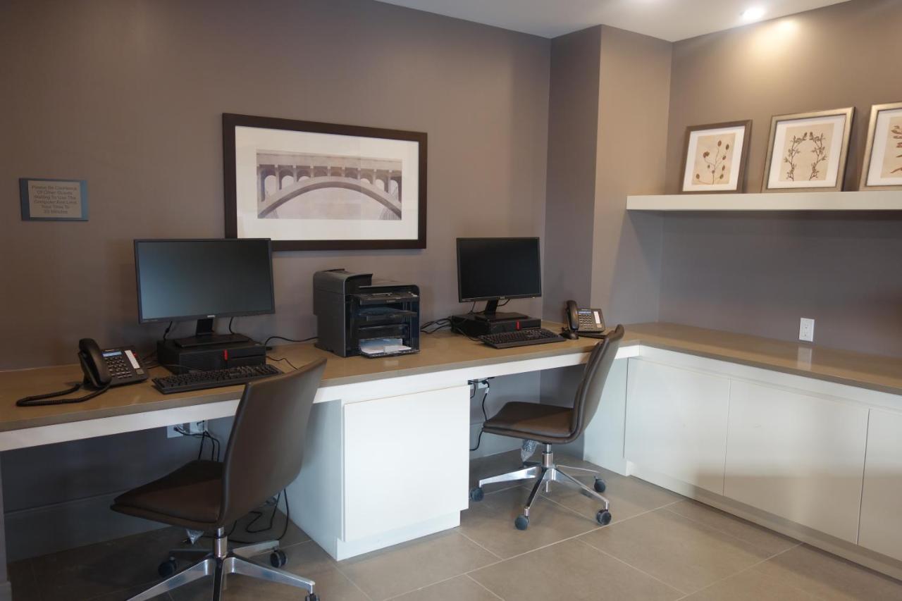 Country Inn & Suites By Radisson, Belleville, On エクステリア 写真
